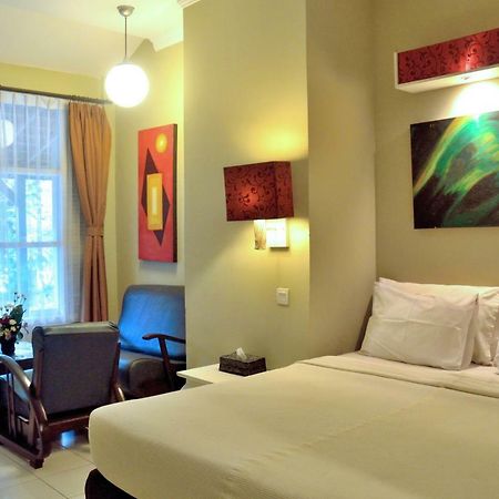Desa Nyima Hotel Seminyak Exterior foto
