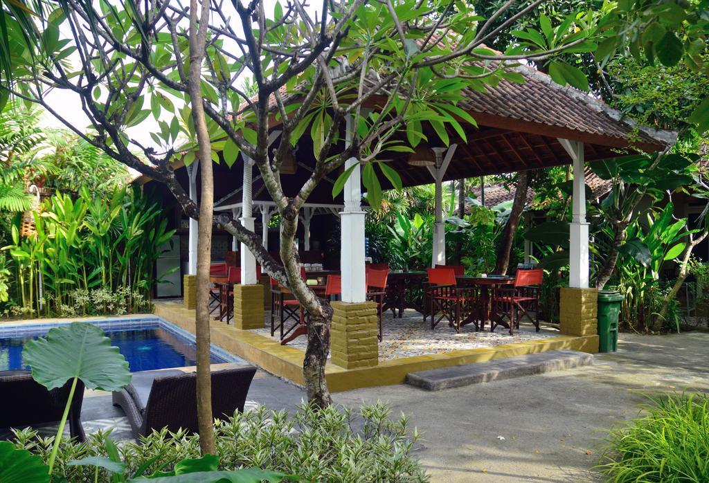 Desa Nyima Hotel Seminyak Exterior foto