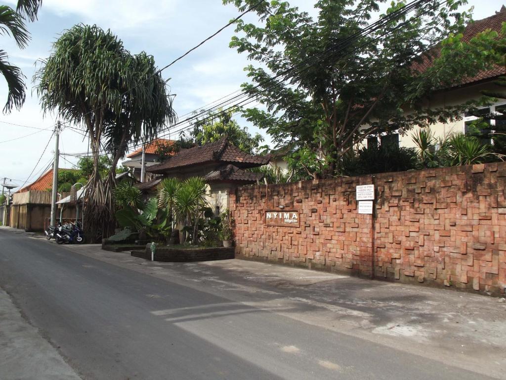 Desa Nyima Hotel Seminyak Exterior foto