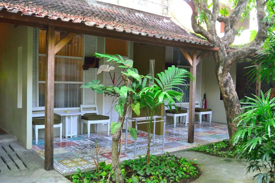 Desa Nyima Hotel Seminyak Exterior foto